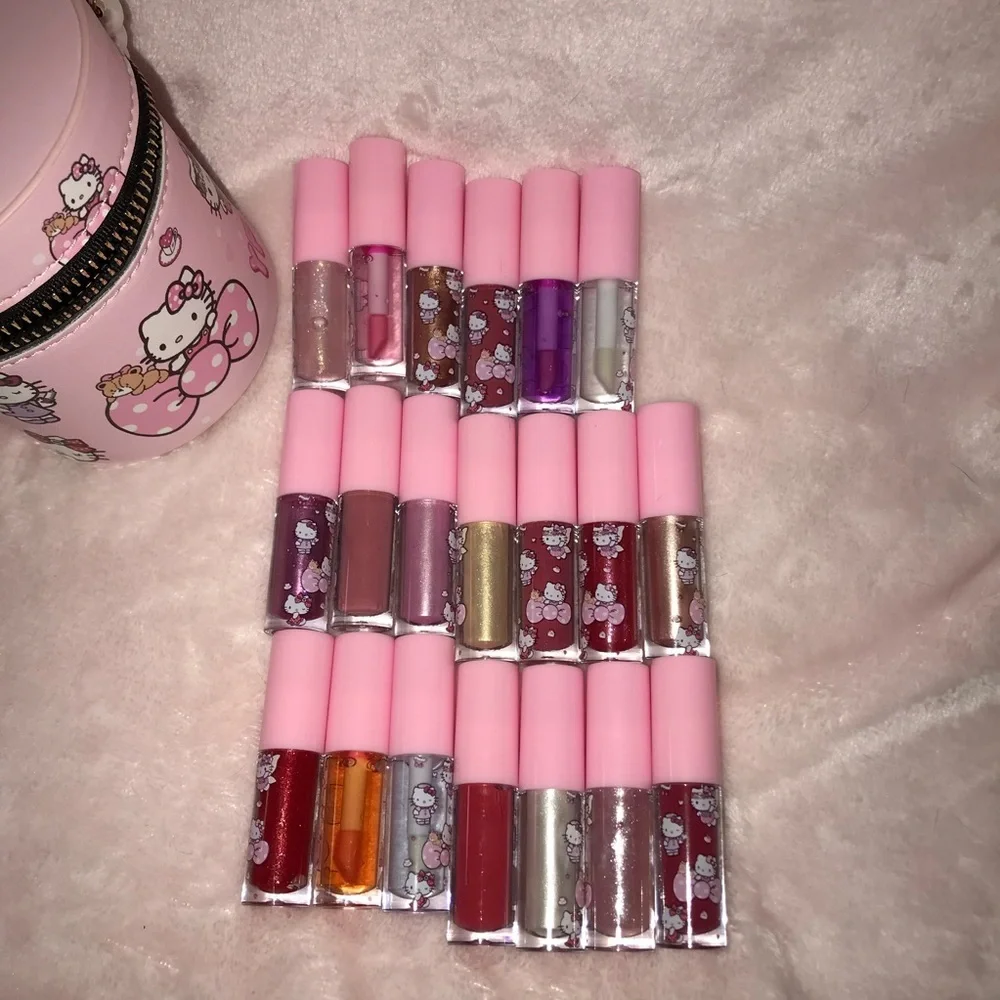Sanrio Hello Kitty Matte Shine Glitter 20 Piece LipGloss Pearl Pink Bag New